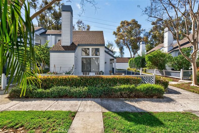 9 Fallingstar 15, Irvine, CA 92614