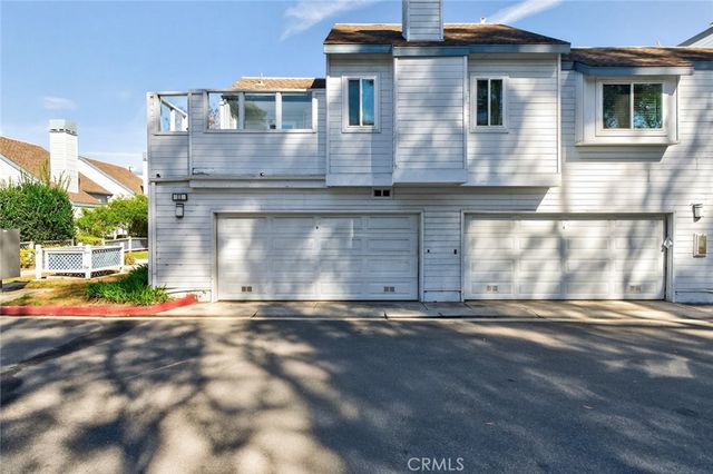 9 Fallingstar 15, Irvine, CA 92614