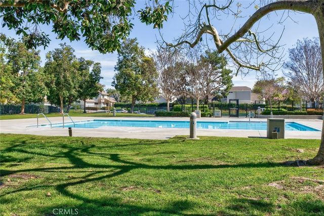 9 Fallingstar 15, Irvine, CA 92614