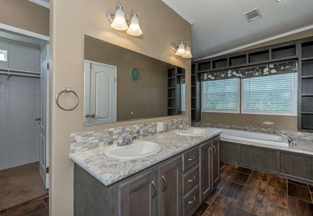 7155 County Road 108, Iola, TX 77861