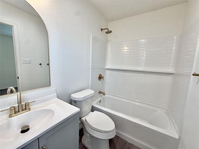 2305 Whitlow CV, Round Rock, TX 78681