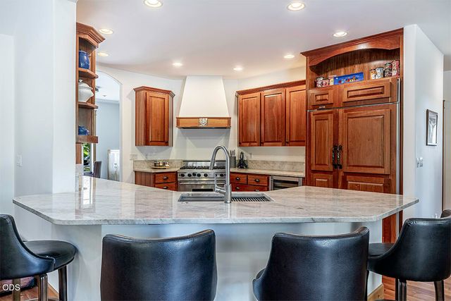 232 Island Pointe Drive, Medford, OR 97504