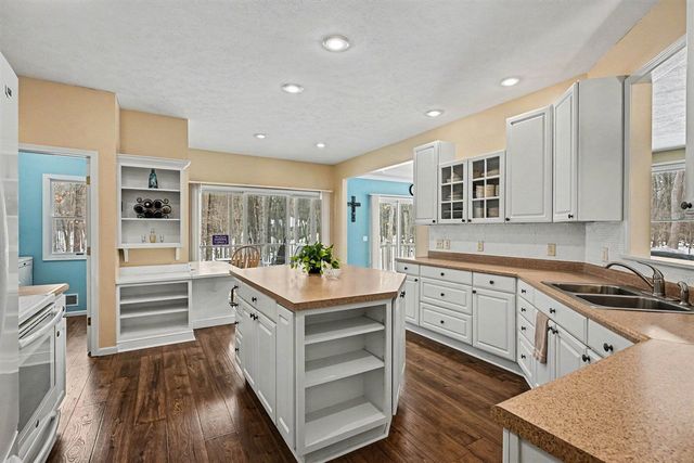 61404 Whitetail Run, Mattawan, MI 49071