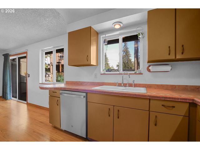 12401 Ne 10TH St, Vancouver, WA 98684