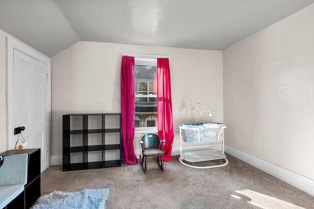 313 S MILL STREET, Hortonville, WI 54944