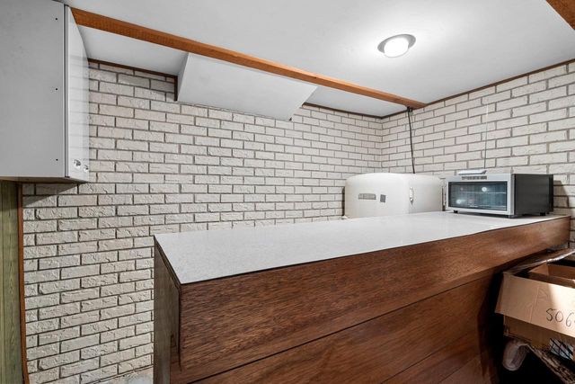 313 S MILL STREET, Hortonville, WI 54944