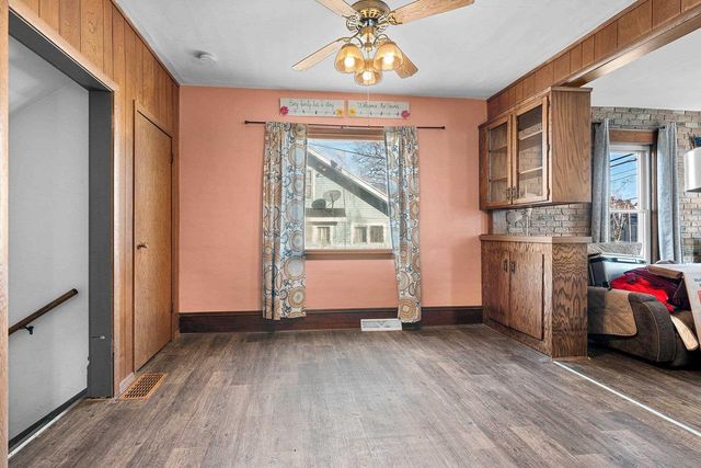 313 S MILL STREET, Hortonville, WI 54944