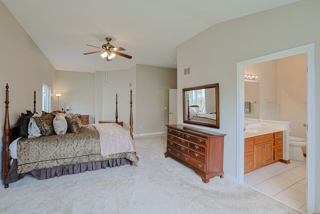 21450 W Basswood Lane, Plainfield, IL 60544