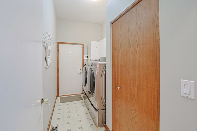 21450 W Basswood Lane, Plainfield, IL 60544