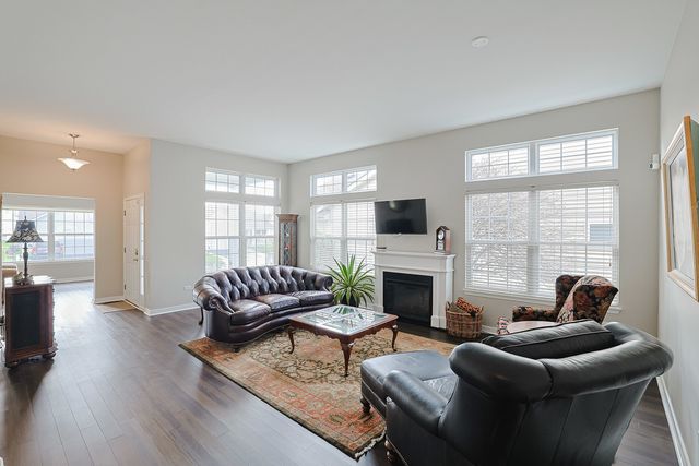 21450 W Basswood Lane, Plainfield, IL 60544