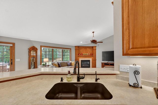 2520 Skyline DRIVE, West Bend, WI 53090