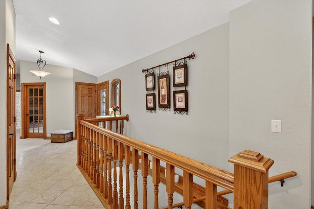 2520 Skyline DRIVE, West Bend, WI 53090