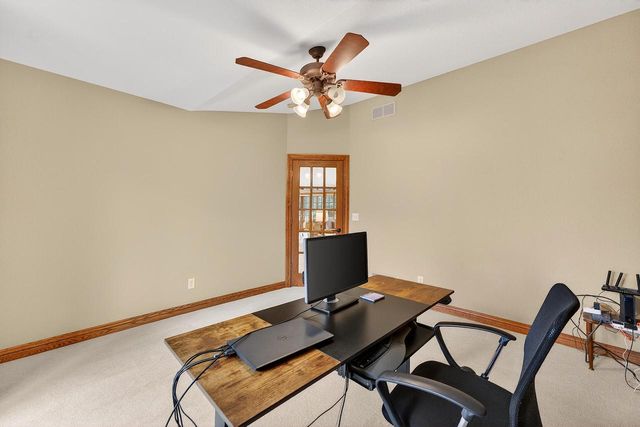 2520 Skyline DRIVE, West Bend, WI 53090