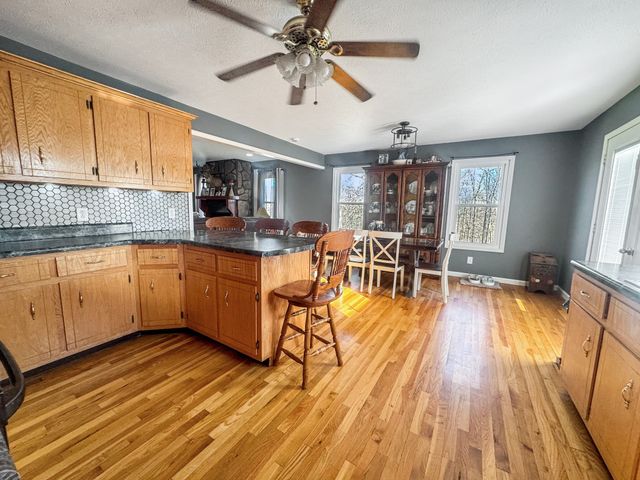 201 Norris Hancock Rd, Big Rock, TN 37023