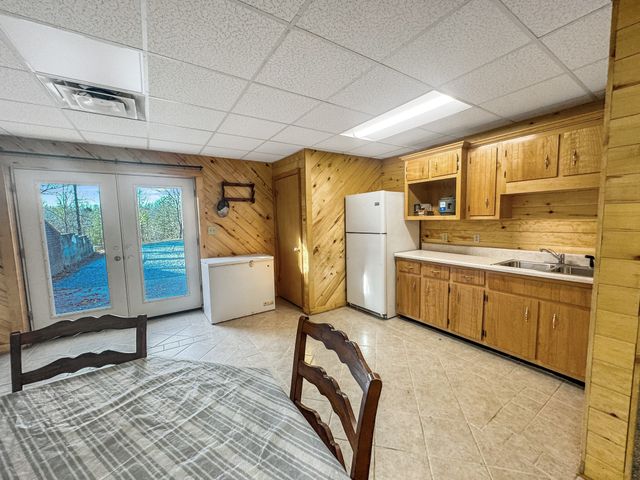 201 Norris Hancock Rd, Big Rock, TN 37023