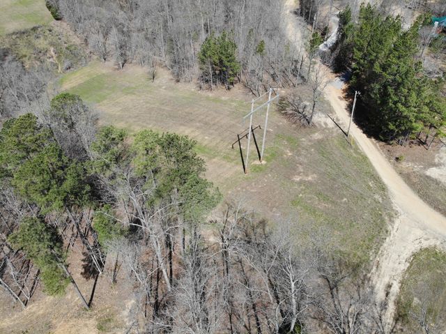 201 Norris Hancock Rd, Big Rock, TN 37023