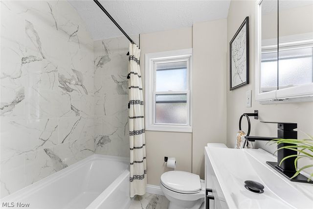 4650 Dornur Drive, Cleveland, OH 44109