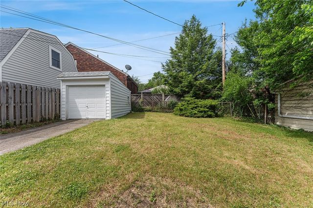 4650 Dornur Drive, Cleveland, OH 44109