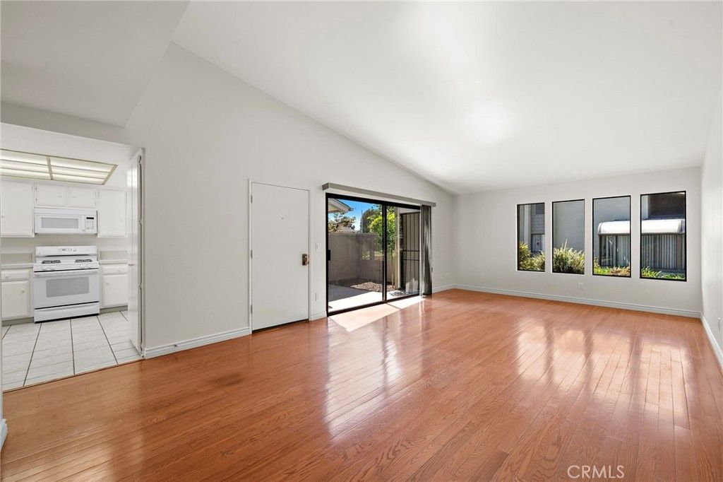 8932 Biscayne Court 1320E, Huntington Beach, CA 92646 — photo 5
