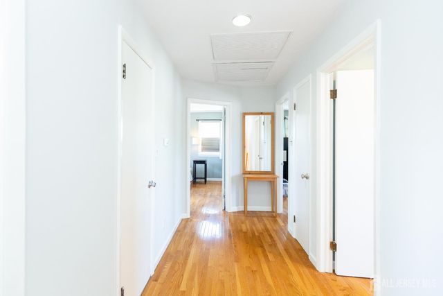 67 Thomas Place, Edison, NJ 08837
