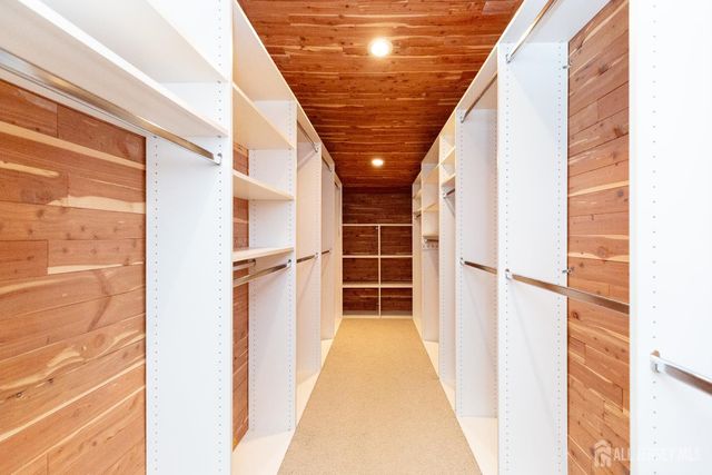 67 Thomas Place, Edison, NJ 08837