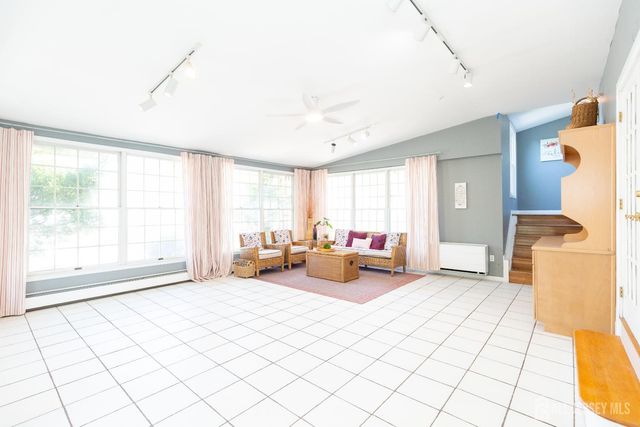 67 Thomas Place, Edison, NJ 08837