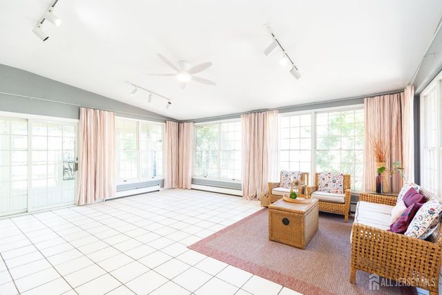67 Thomas Place, Edison, NJ 08837