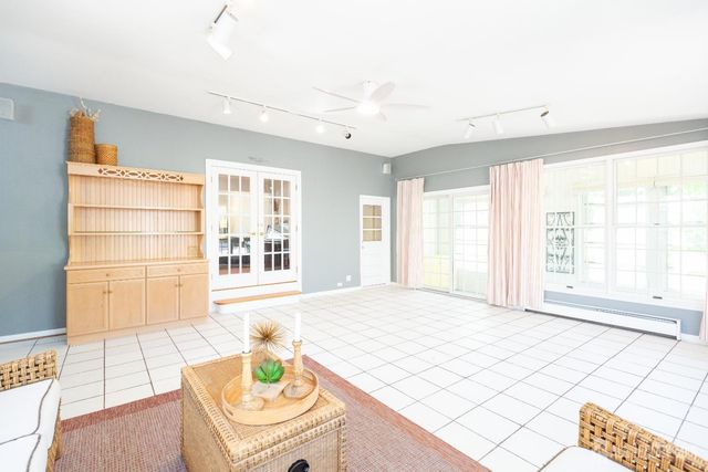 67 Thomas Place, Edison, NJ 08837