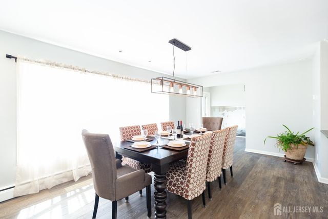 67 Thomas Place, Edison, NJ 08837