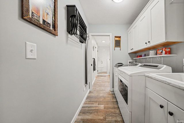 242 River Park Drive, Middlebury, IN 46540