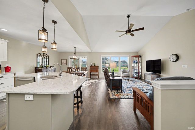 242 River Park Drive, Middlebury, IN 46540