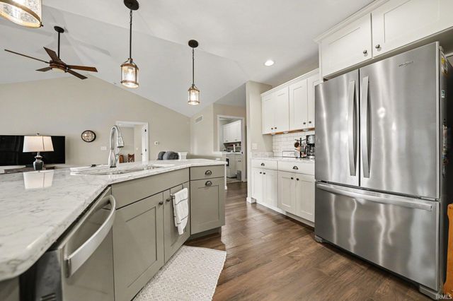 242 River Park Drive, Middlebury, IN 46540