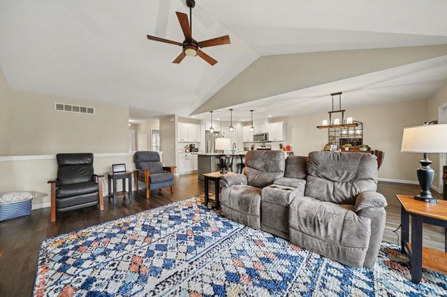 242 River Park Drive, Middlebury, IN 46540