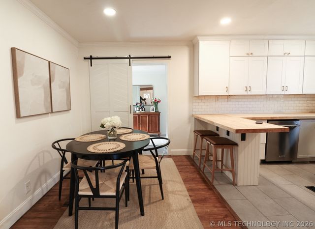 1204 S Toledo Avenue, Tulsa, OK 74112