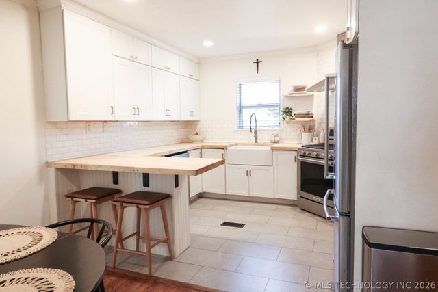 1204 S Toledo Avenue, Tulsa, OK 74112