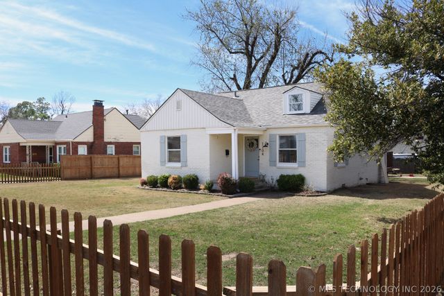 1204 S Toledo Avenue, Tulsa, OK 74112