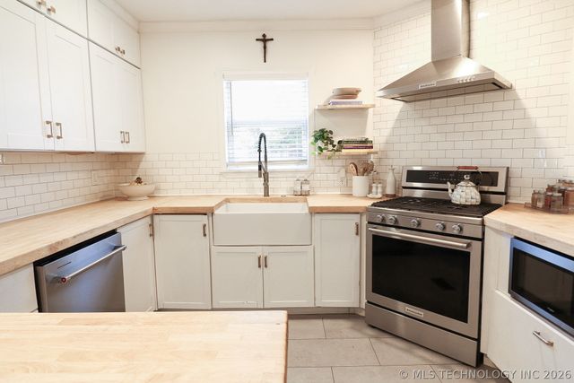 1204 S Toledo Avenue, Tulsa, OK 74112