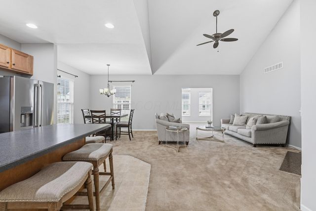 3240 Belstead Drive, Grove City, OH 43123