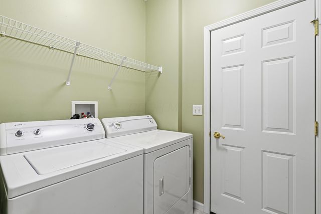 3240 Belstead Drive, Grove City, OH 43123