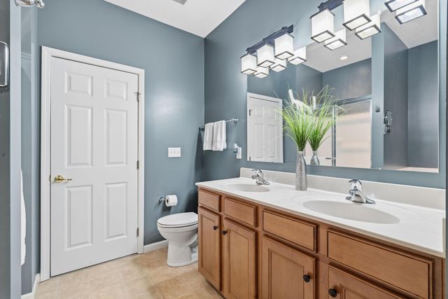 3240 Belstead Drive, Grove City, OH 43123