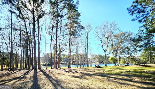 120 Sweetwater Drive, Thomasville, GA 31757