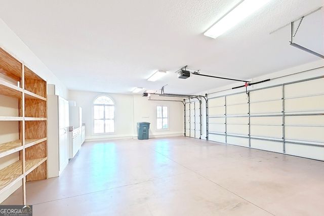 120 Sweetwater Drive, Thomasville, GA 31757