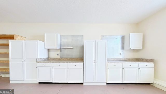 120 Sweetwater Drive, Thomasville, GA 31757