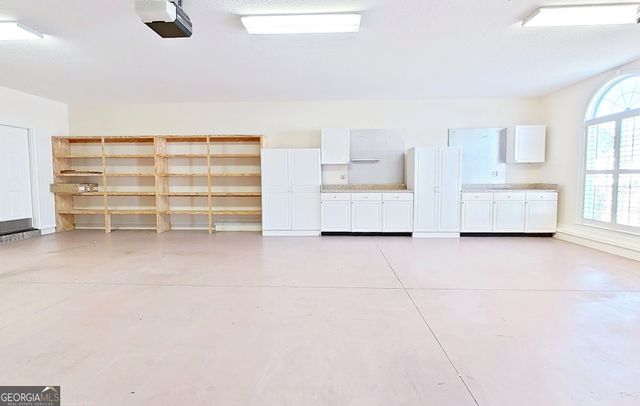 120 Sweetwater Drive, Thomasville, GA 31757