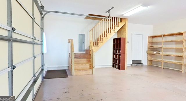 120 Sweetwater Drive, Thomasville, GA 31757