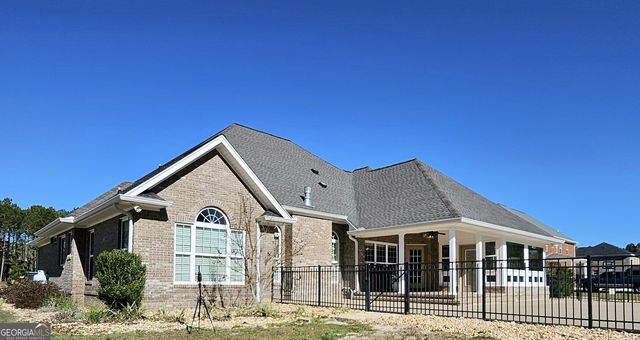 120 Sweetwater Drive, Thomasville, GA 31757