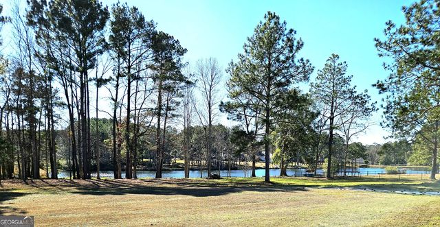 120 Sweetwater Drive, Thomasville, GA 31757