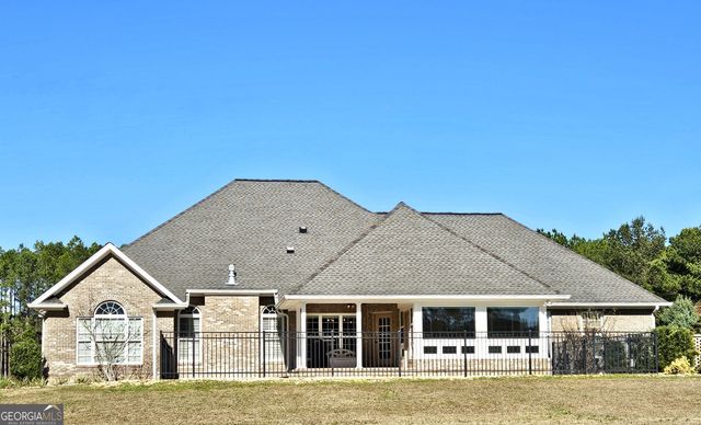 120 Sweetwater Drive, Thomasville, GA 31757