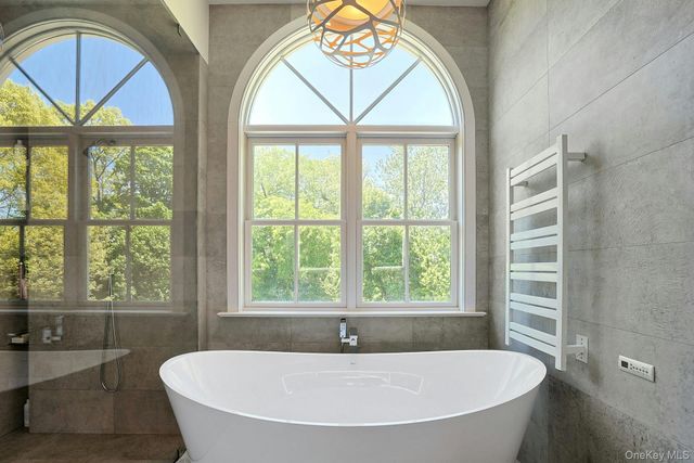 2 Emerald Woods, Tarrytown, NY 10591