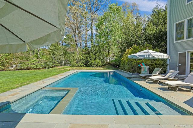 2 Emerald Woods, Tarrytown, NY 10591